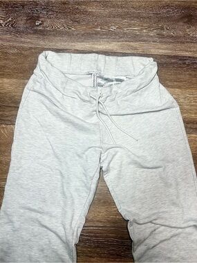H&M Divided Gray Drawstring Jogger Sweatpants Size M